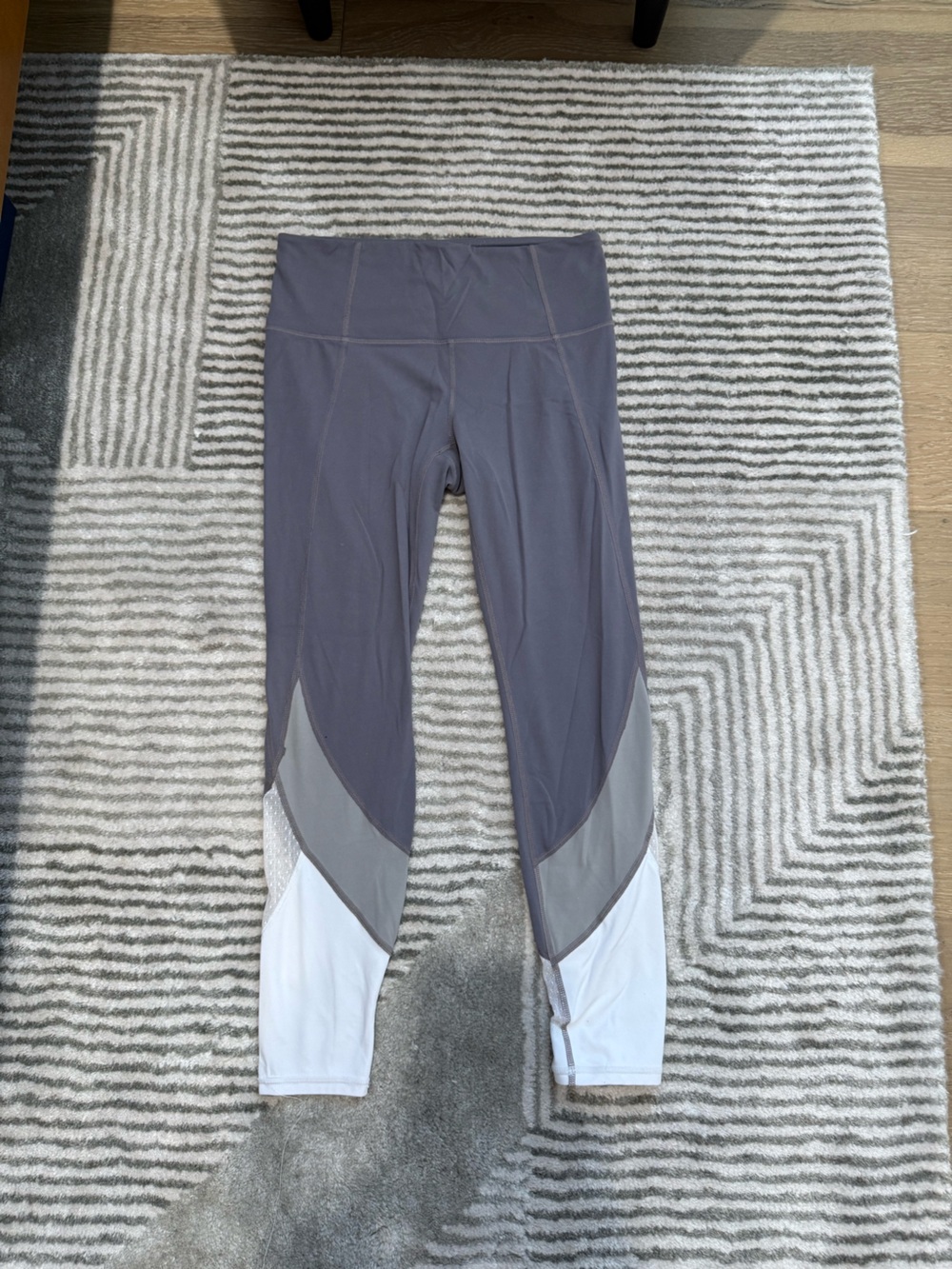 Athleta Women’s Gray Colorblock Performance Leggings